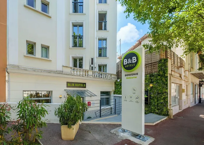 Hotel Antibes 3*